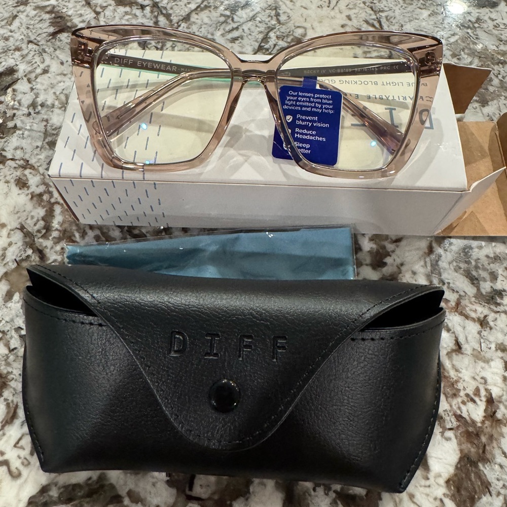 DIFF Blue-Light Blocking Glasses - Picture 11 of 16